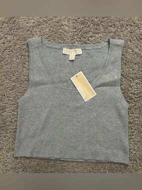 MICHAEL Michael Kors Gray Ribbed Cropped Tank Scoop Neck Sleeveless L